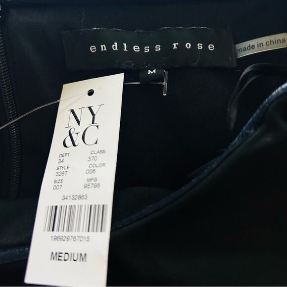 Endless Rose Ruffle Off-The-Shoulder Mini Dress - Black Medium NWT - Picture 8 of 8